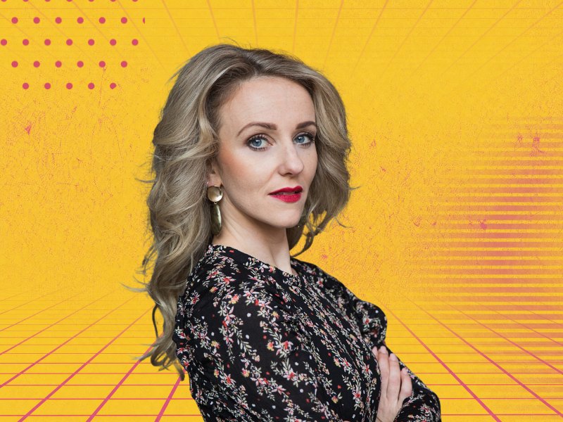 Karen Müller als Trainerin Helga im Musical KICK LIKE A WOMAN